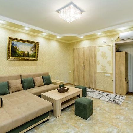 Apartament "Stella Artois"- Tbilisi Zewnętrze zdjęcie