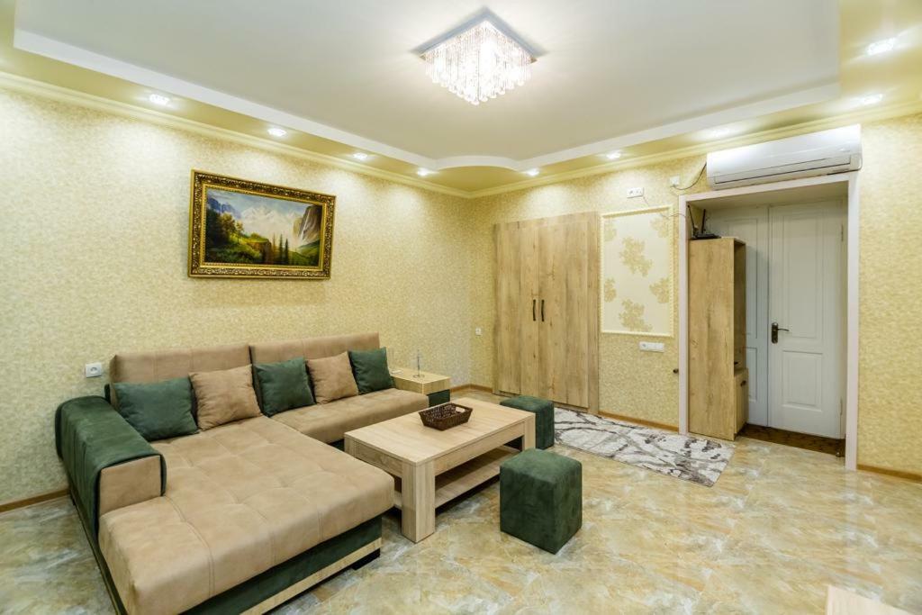 Apartament "Stella Artois"- Tbilisi Zewnętrze zdjęcie