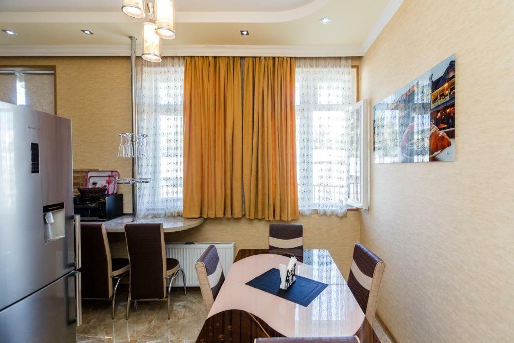 Apartament "Stella Artois"- Tbilisi Zewnętrze zdjęcie
