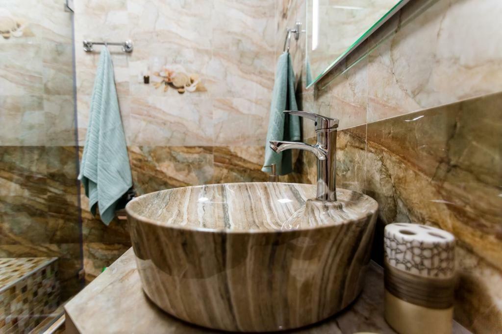 Apartament "Stella Artois"- Tbilisi Zewnętrze zdjęcie